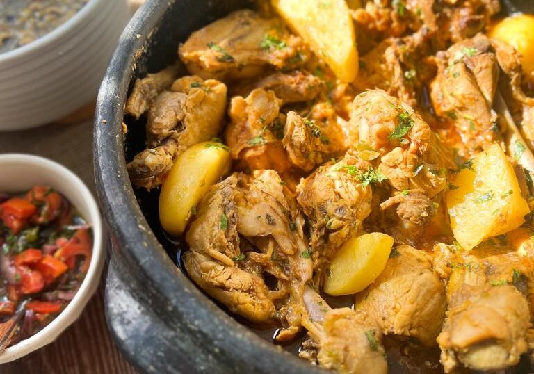 Galinha Guisada